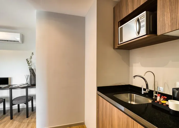 Uliv Hotel 4*