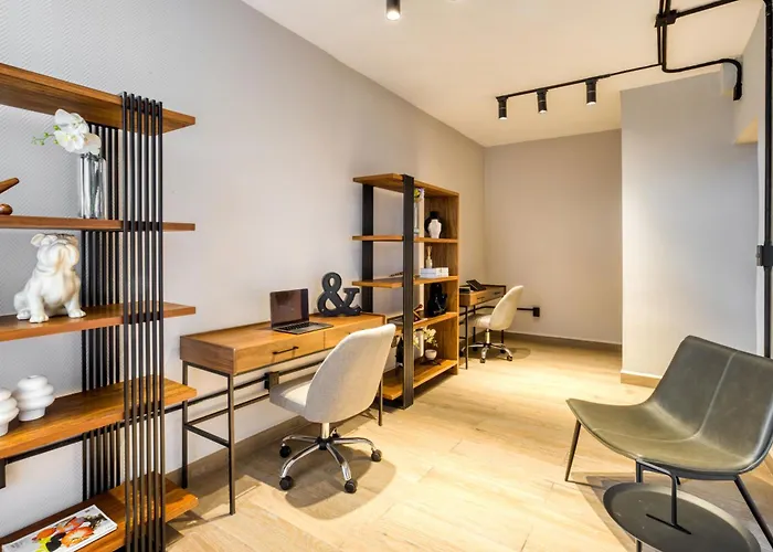 Uliv Hotel